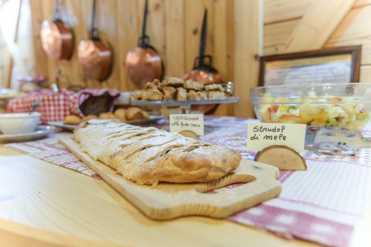 Agriturismo Dalla Natura La Salute Giustino エクステリア 写真